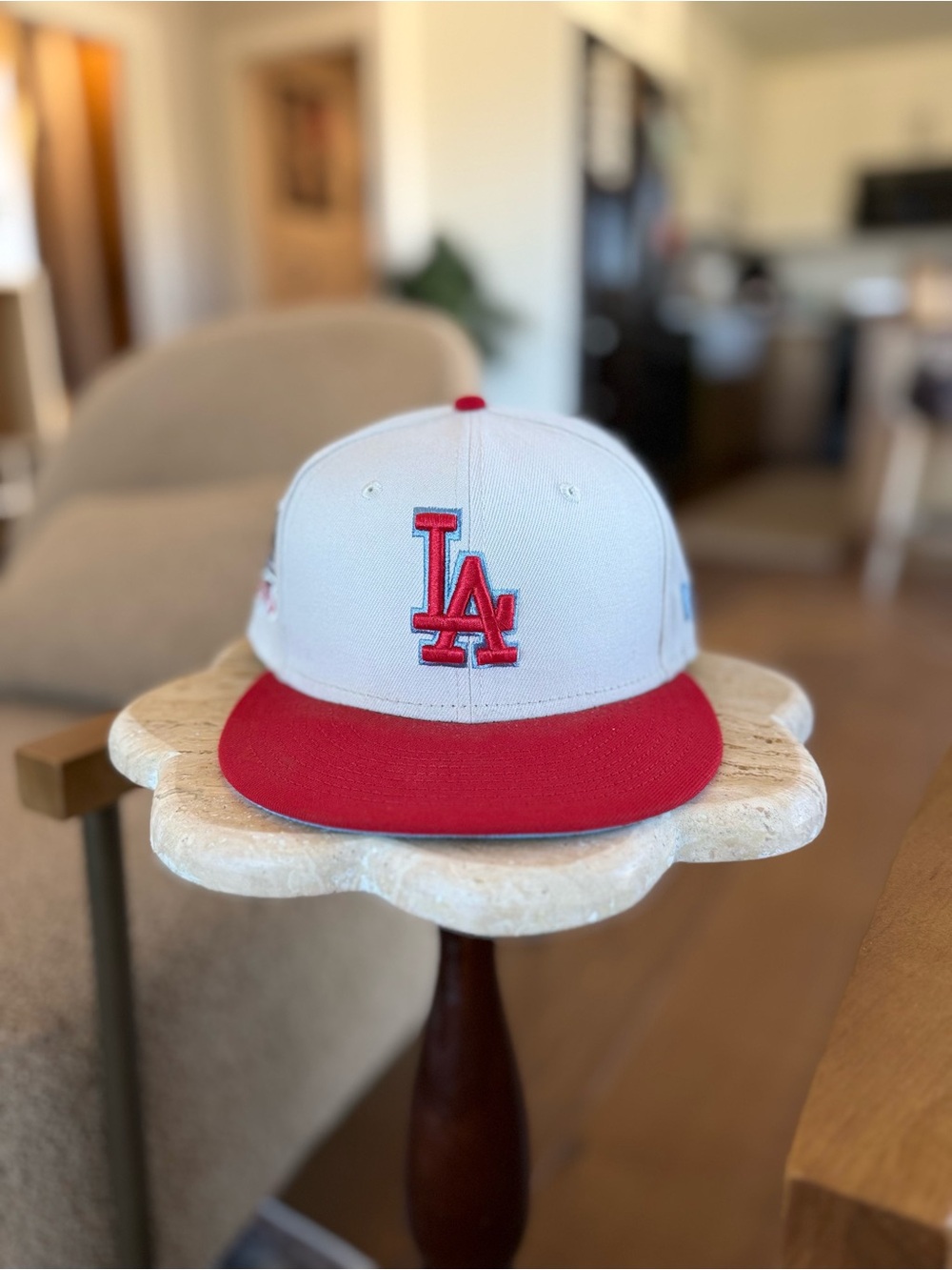 New Era Los Angeles LA Logo Two-Tone Snapback - White & Red